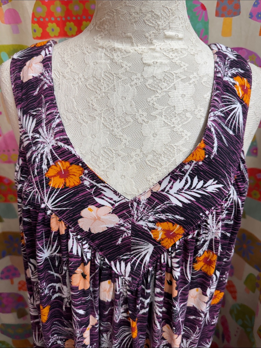 Women’s Sleeveless Tropical Dress. Large? - Picture 2 of 6